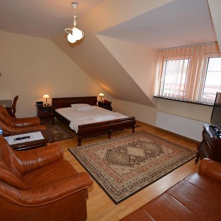 Hotel Gracja Гожув-Велькопольски Экстерьер фото
