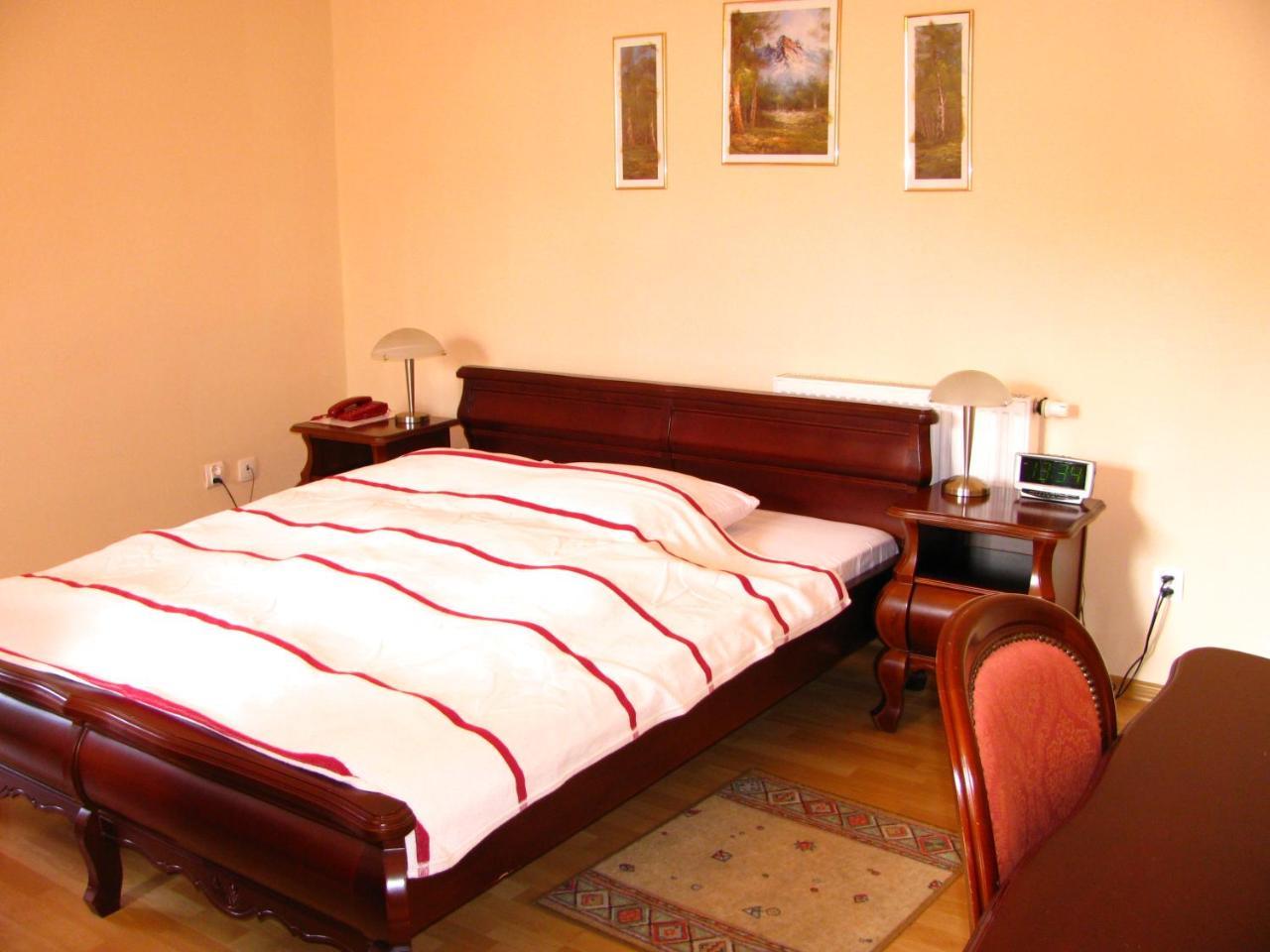 Hotel Gracja Гожув-Велькопольски Экстерьер фото