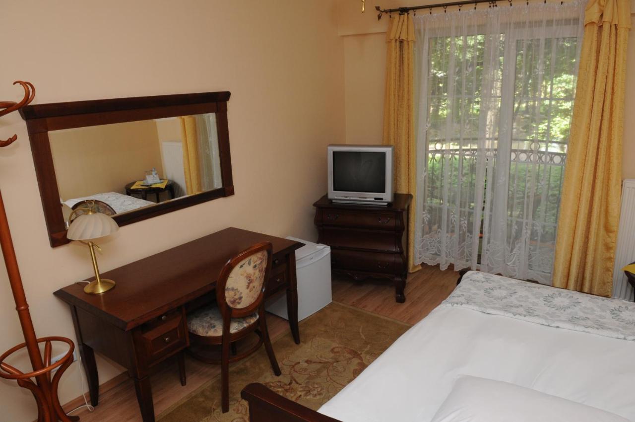 Hotel Gracja Гожув-Велькопольски Экстерьер фото