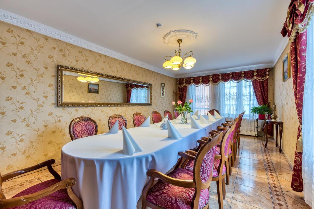 Hotel Gracja Гожув-Велькопольски Экстерьер фото