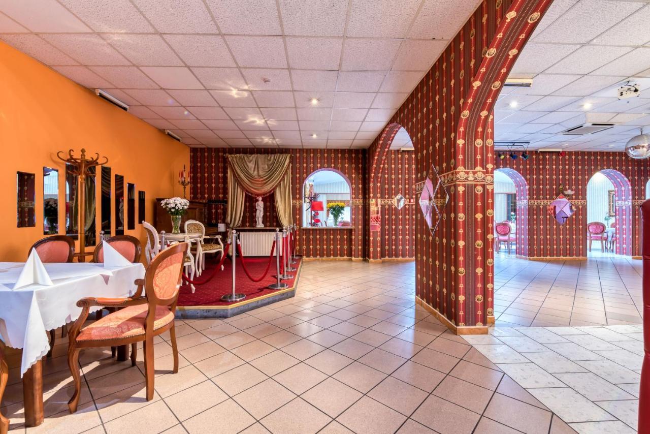 Hotel Gracja Гожув-Велькопольски Экстерьер фото