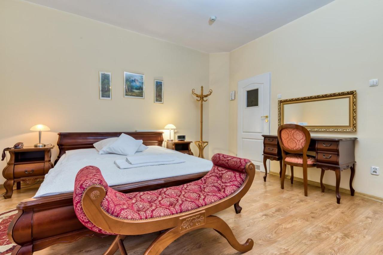 Hotel Gracja Гожув-Велькопольски Экстерьер фото